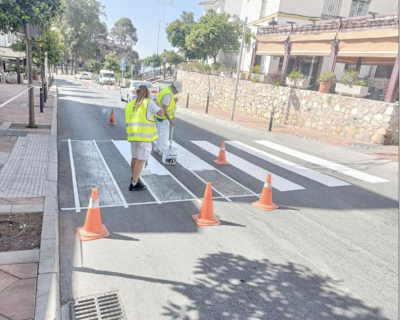 Trabajos de pintura en el Pueblo