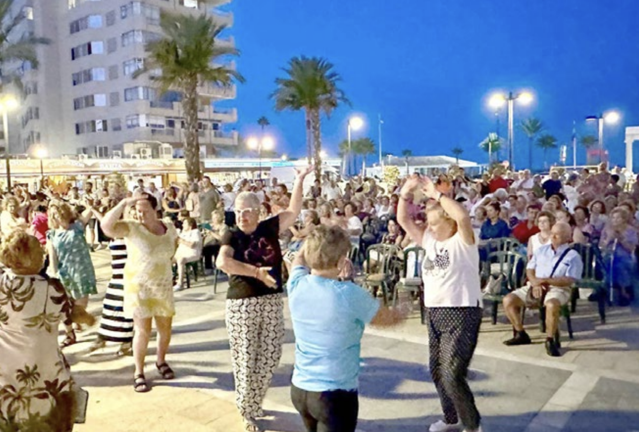 Guateque de mayores en Fuengirola