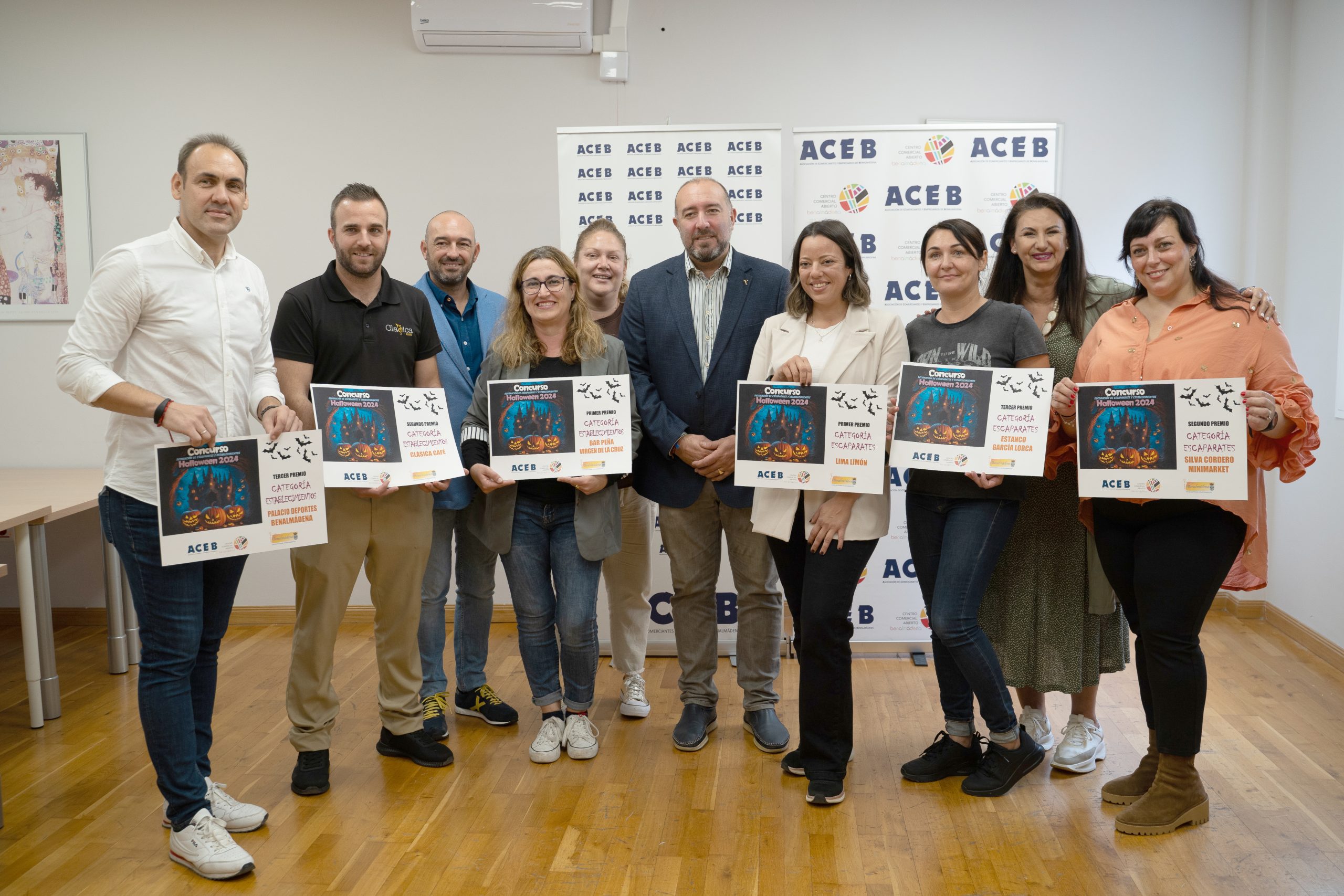 Premiados en el Concurso de Decoración de Halloween de la ACEB