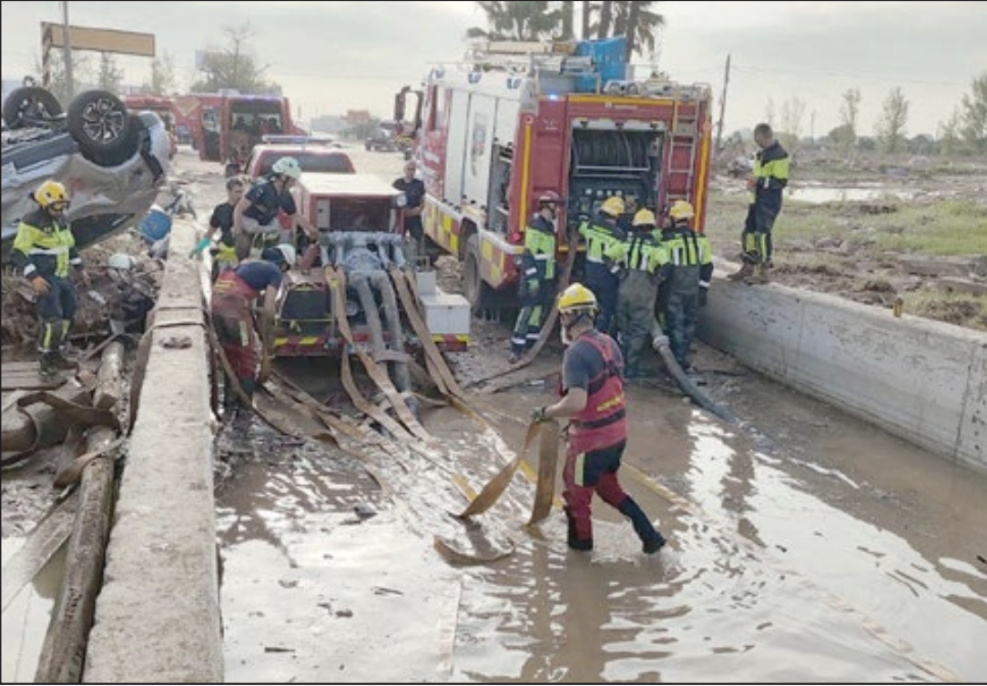 Torremolinos suma tres bomberos al contingente de ayuda por la DANA