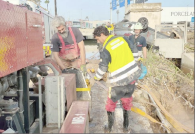 Torremolinos suma tres bomberos más al contingente de ayuda por la DANA