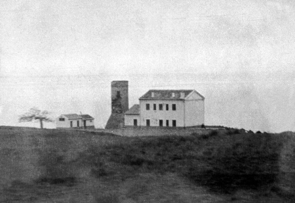 Torre almenara de Benalmádena en el Documento del Mes