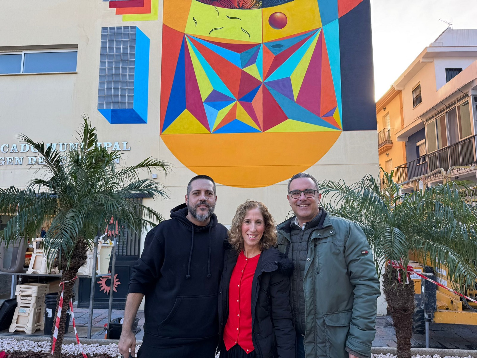 Mural en la fachada de la Tenencia de Alcaldía de Los Boliches