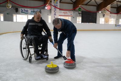 Primer equipo de curling en silla de ruedas de Andalucía