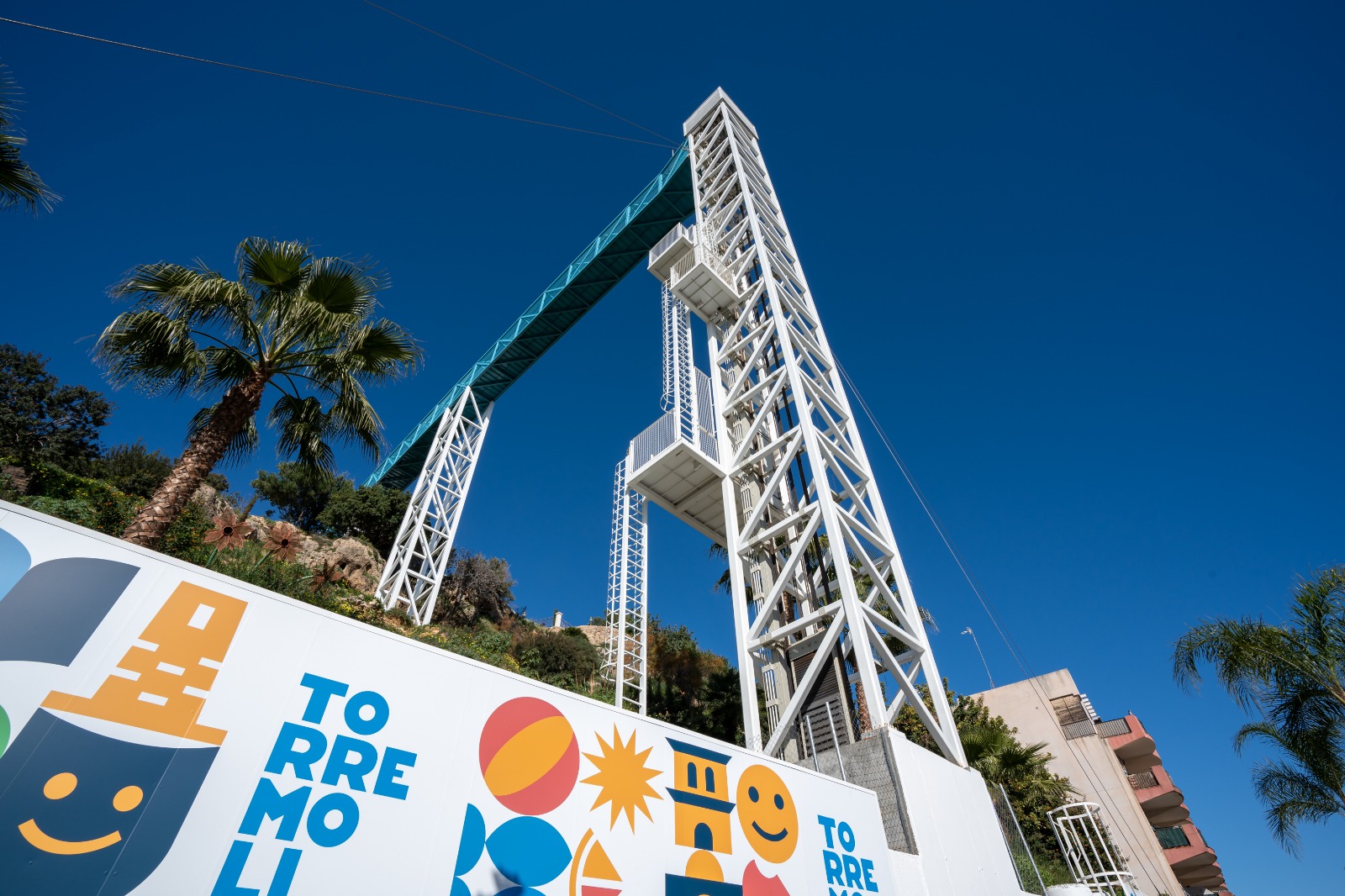 Ascensor municipal en Torremolinos