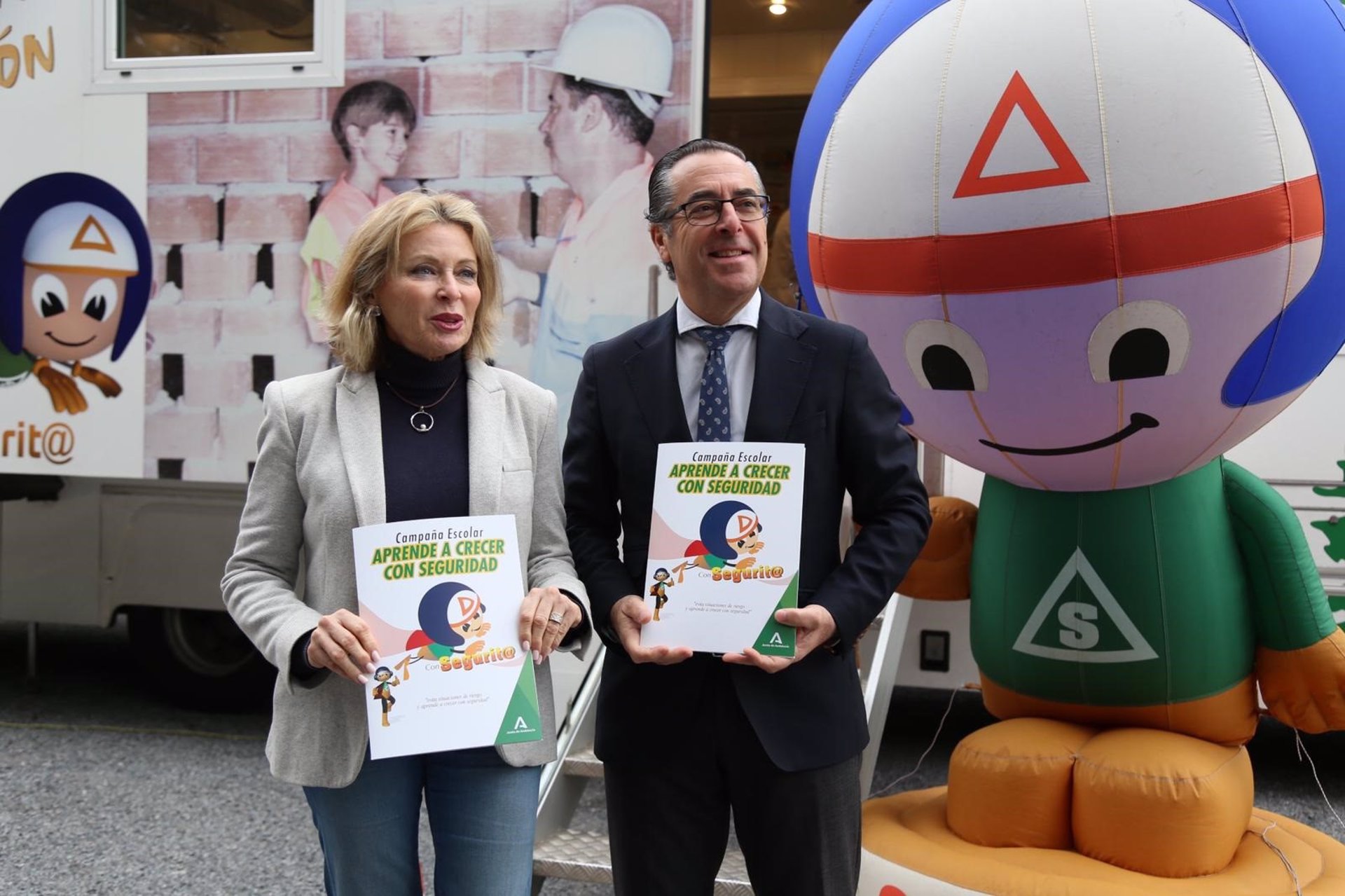 Presentación de la campaña escolar "Aprende con seguridad"