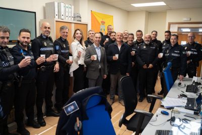 El alcalde de Benalmádena despide el año con la Policía Local