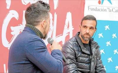 El exfutbolista Jesús Gámez participa en "El deporte va por barrios"