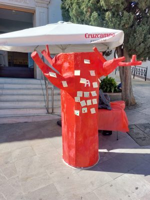 El árbol del Amor en Benalmádena