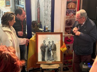 Donación de fotografía histórica para la tauromaquia en Benalmádena