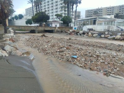 Cauce de El Saltillo en playa Fuente de la Salud